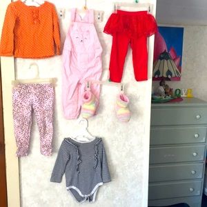 EUC 18 MONTH GIRLS CLOTHES